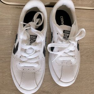 Kids converse